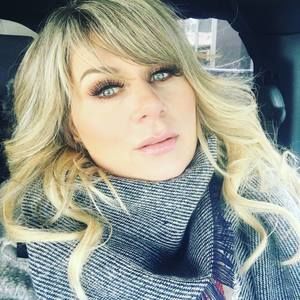 Meet your Posher, Hilary